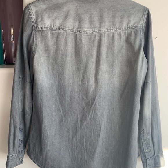 Banana Republic - Picture 3 of 3